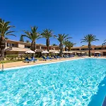 Vila Palmeira Beach Resort